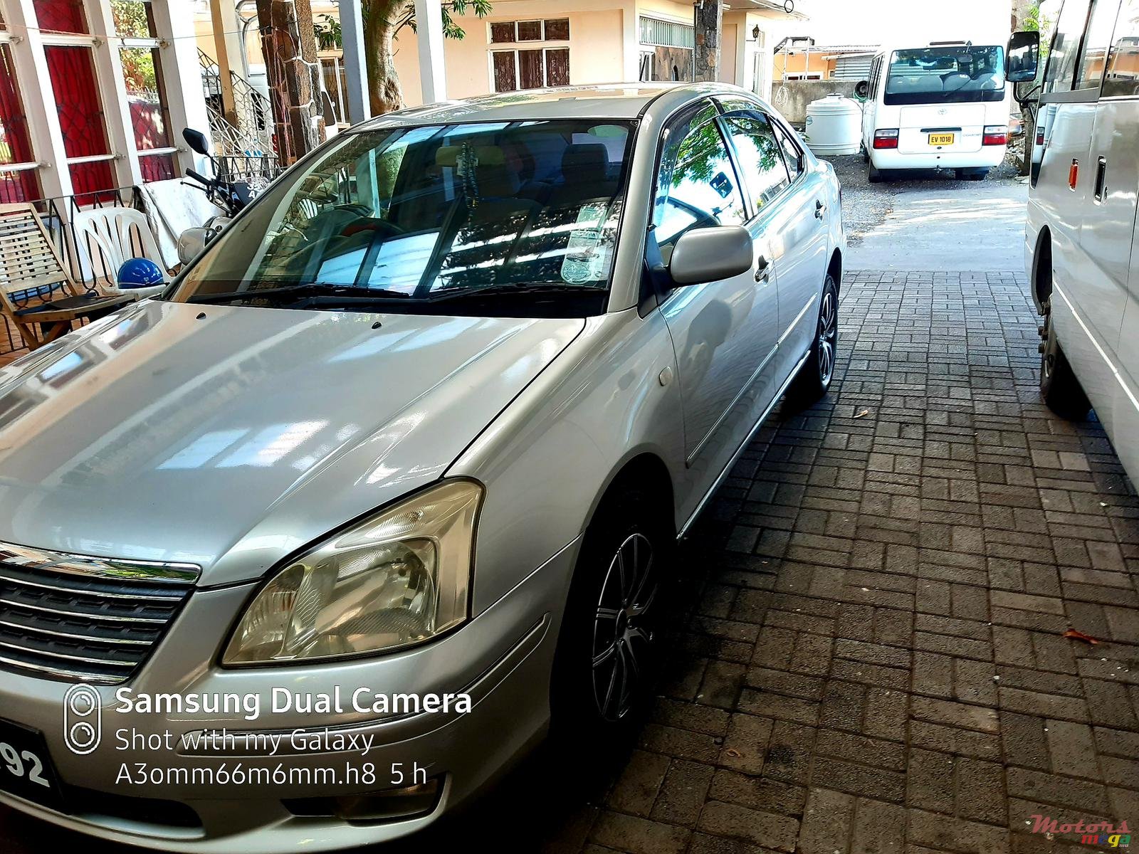 2004' Toyota Premio photo #5