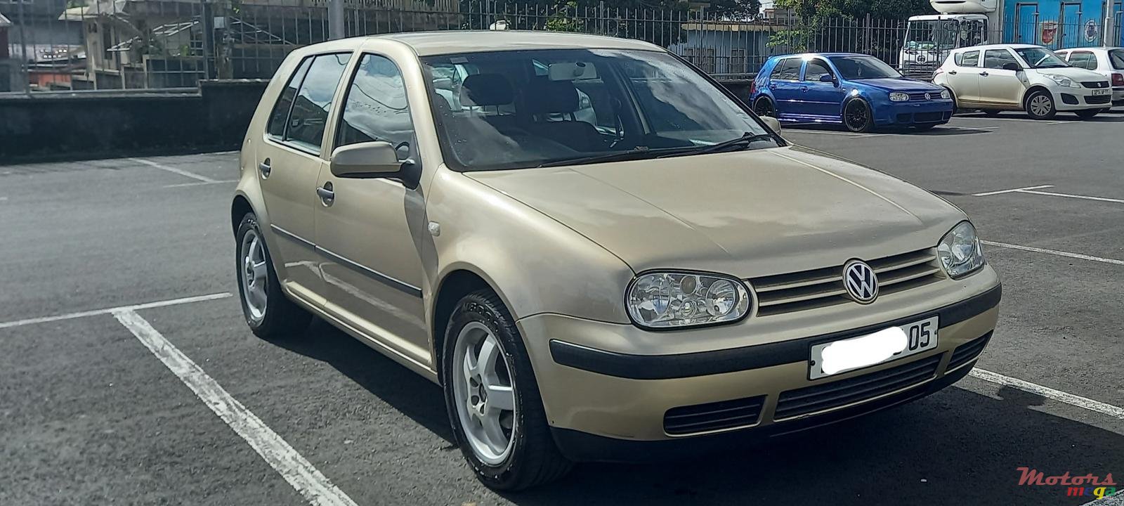 2005' Volkswagen Golf IV photo #1