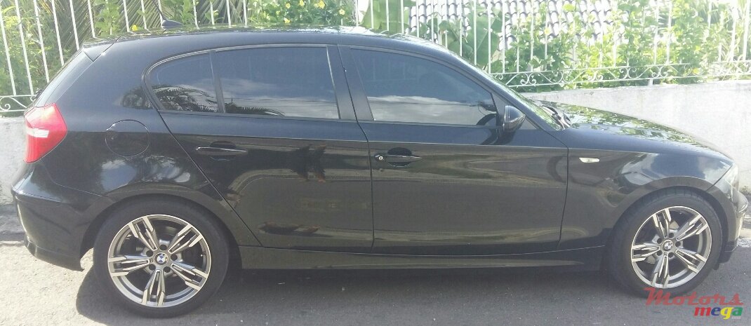 2007' BMW 116 photo #1