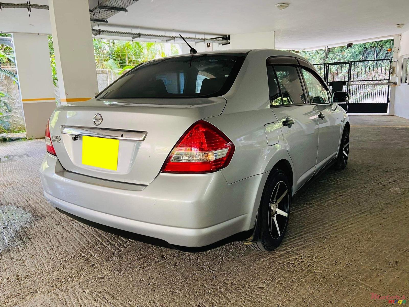 2008' Nissan Tiida photo #3