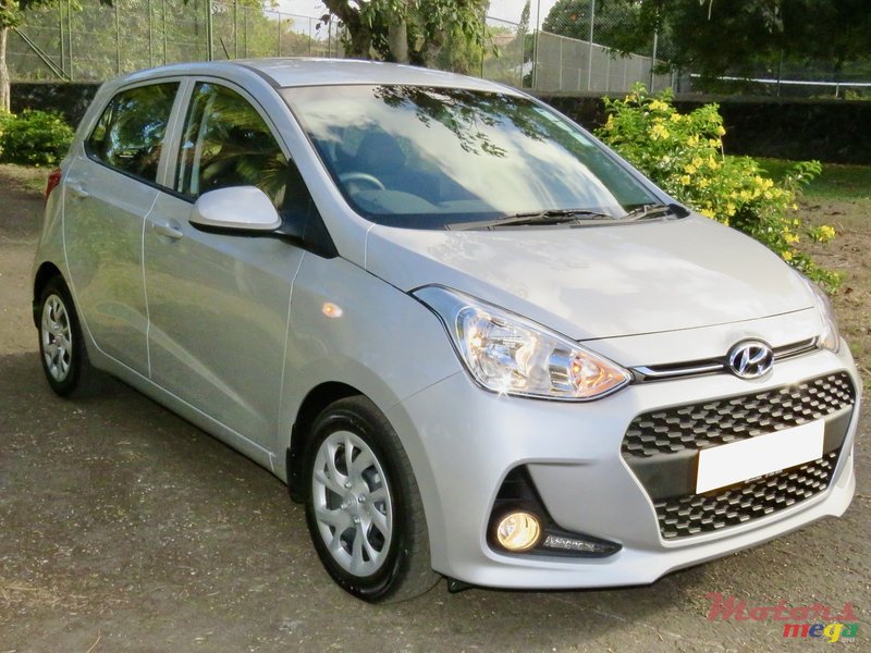 2018' Hyundai i10 photo #1