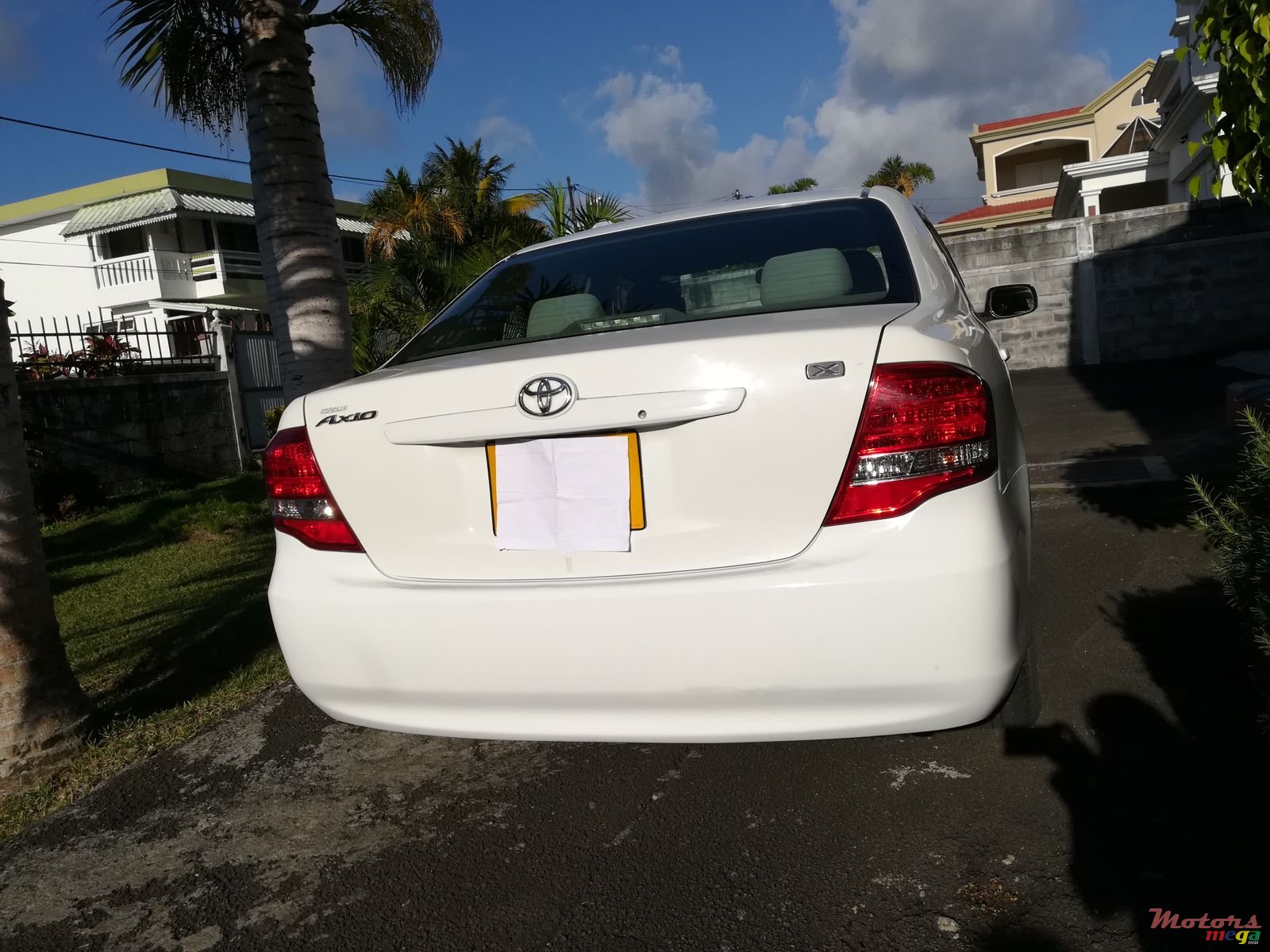 2009' Toyota Axio 2009 photo #2