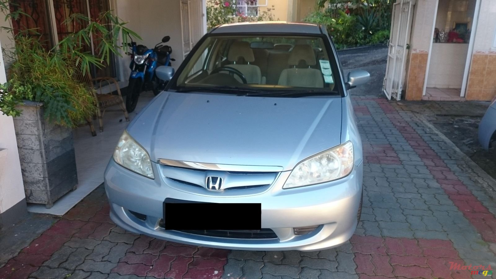 2005' Honda Civic 150i photo #1