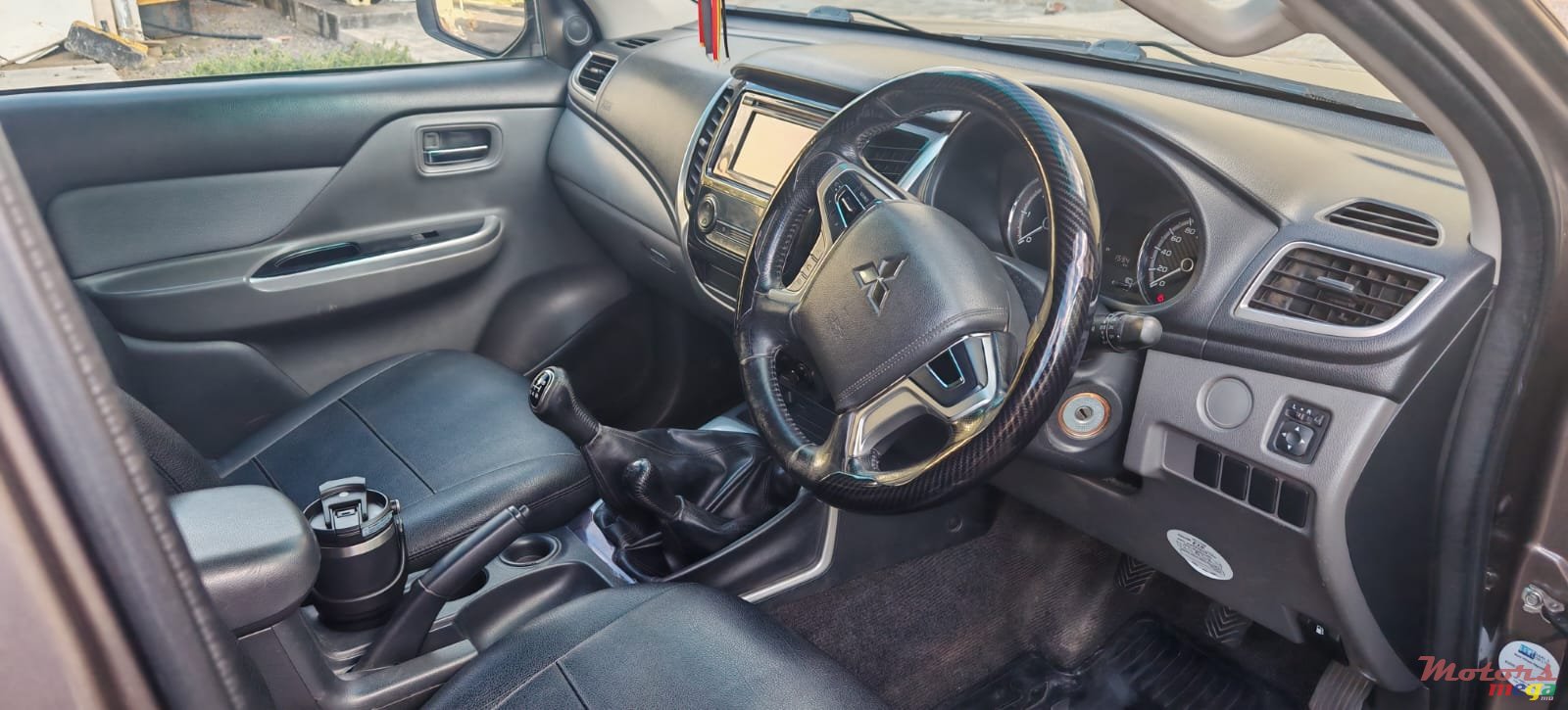 2018' Mitsubishi L200 photo #5