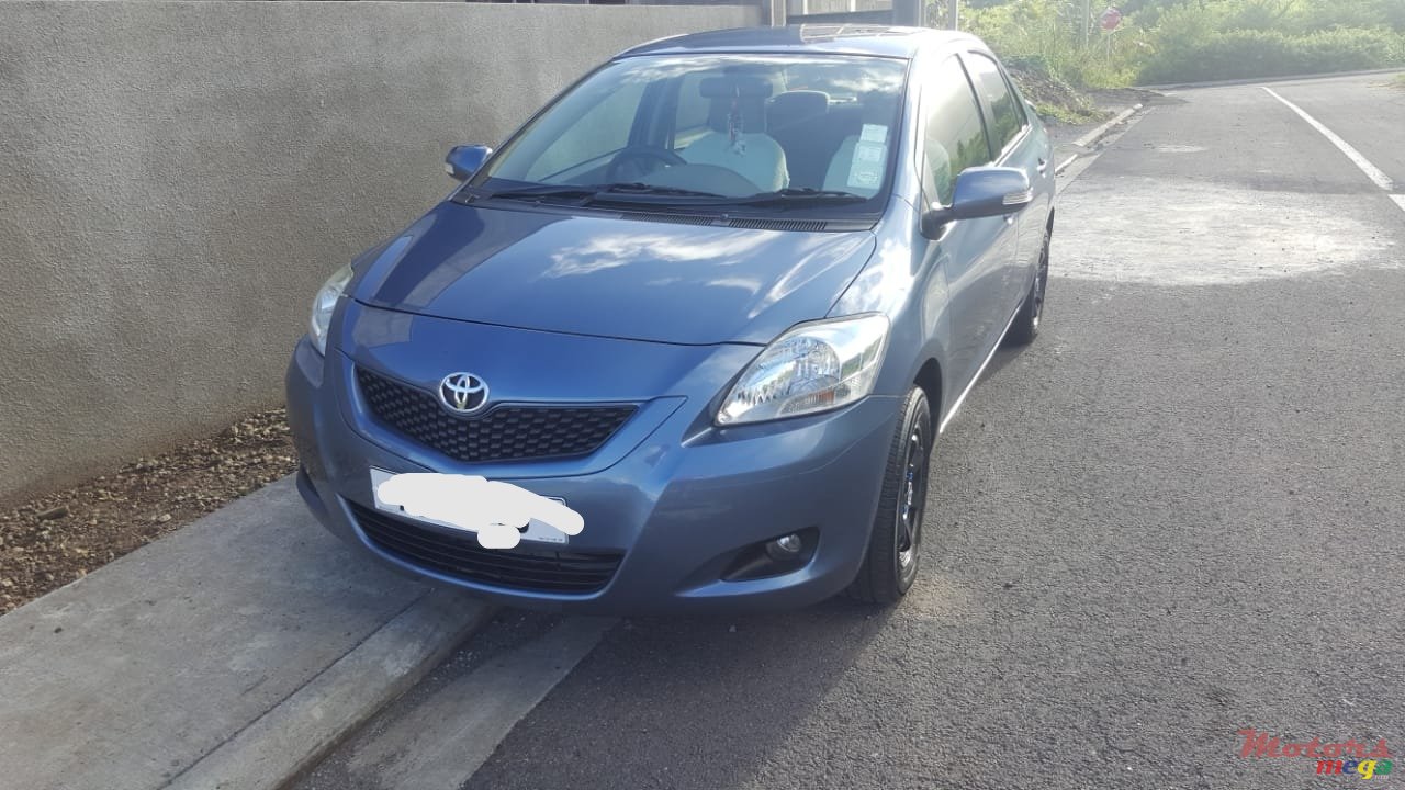 2010' Toyota Corolla photo #1