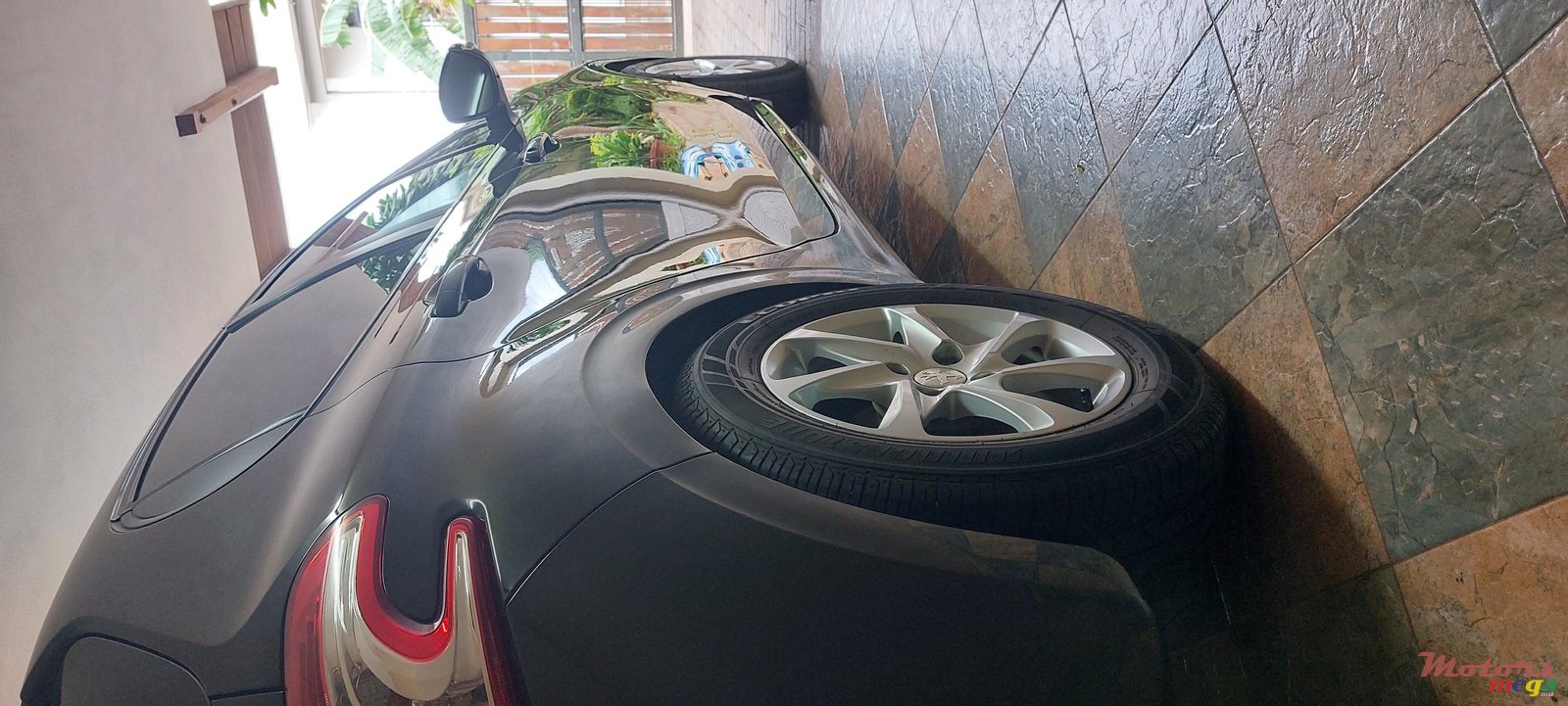 2013' Peugeot 208 photo #5