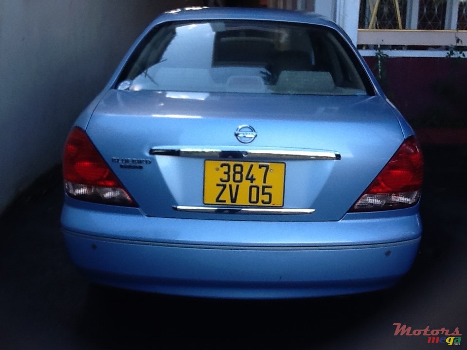 2005' Nissan photo #2