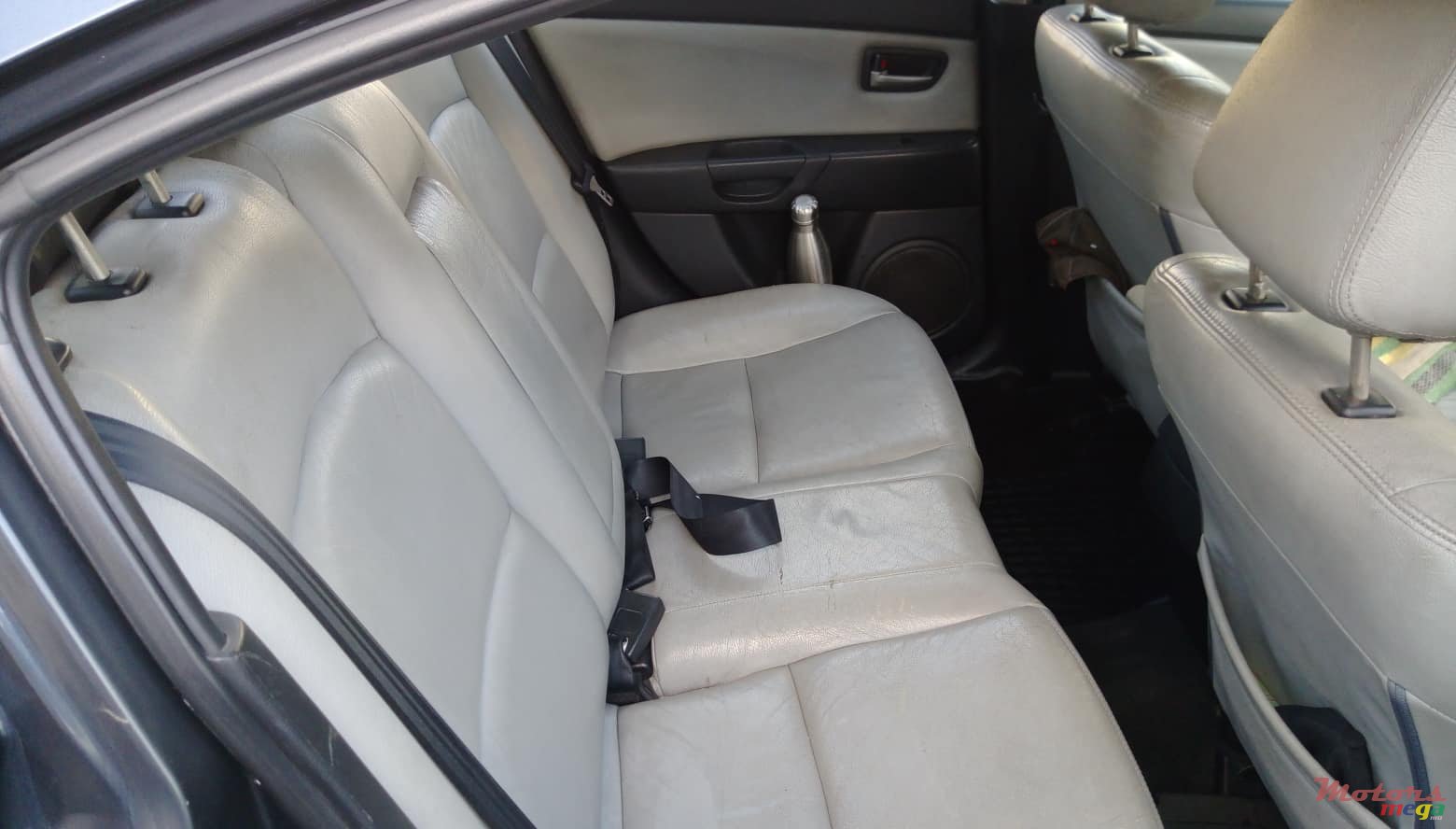 2007' Mazda 3 photo #4