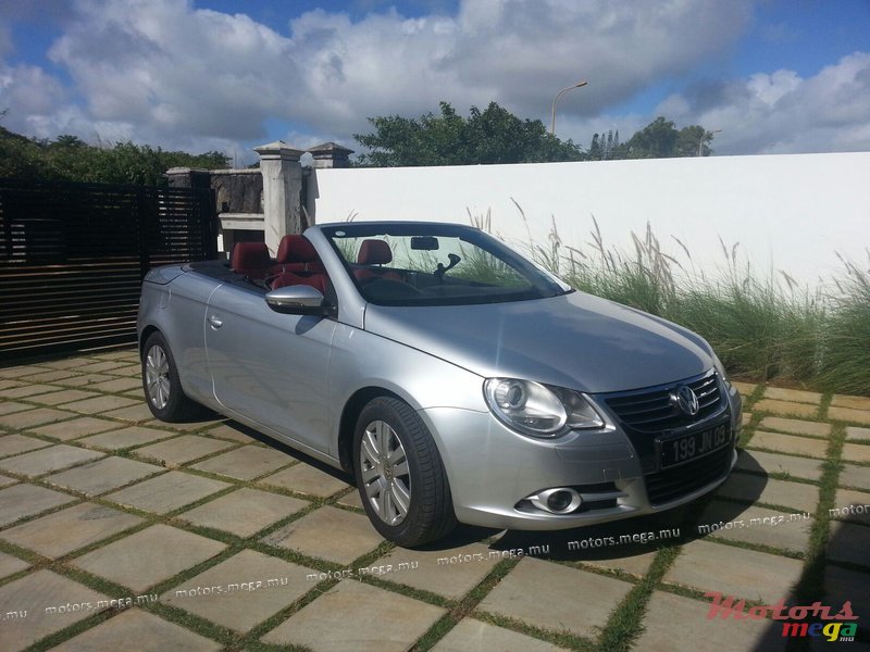 2009' Volkswagen Eos photo #1