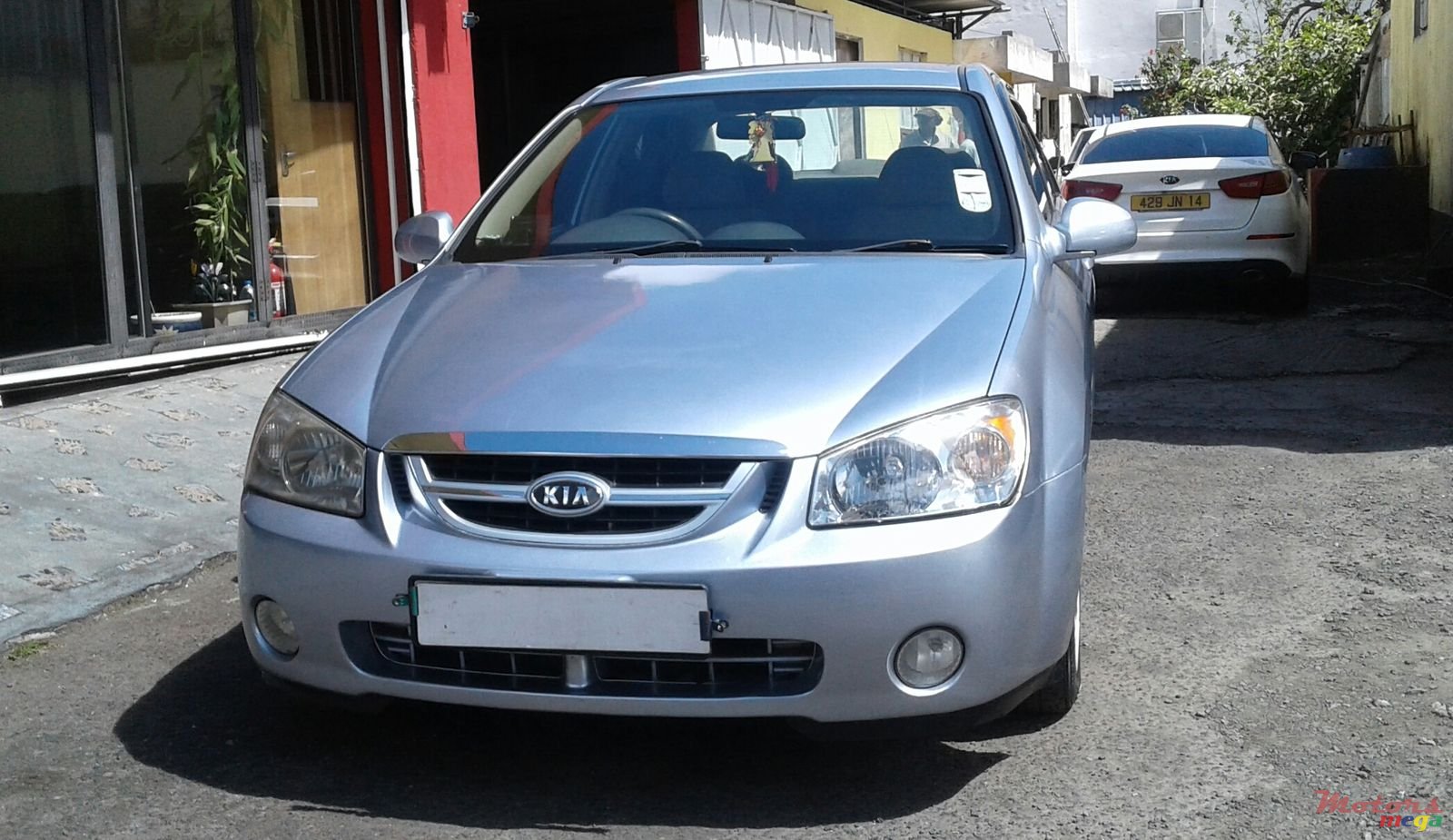 2005' Kia Cerato photo #1