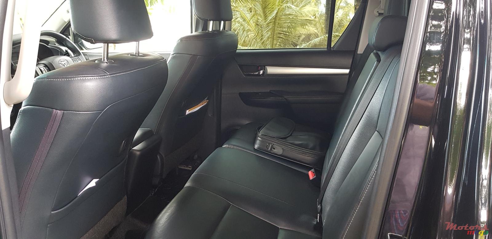 2017' Toyota Hilux photo #6