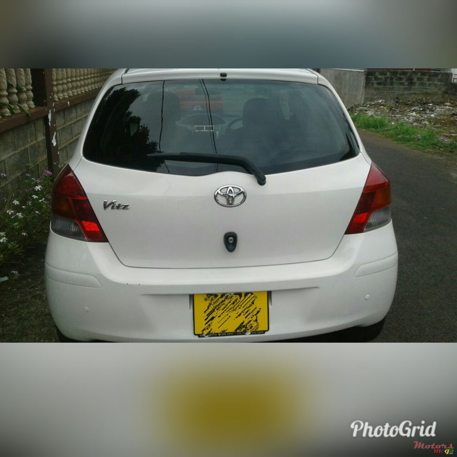 2010' Toyota Vitz photo #1