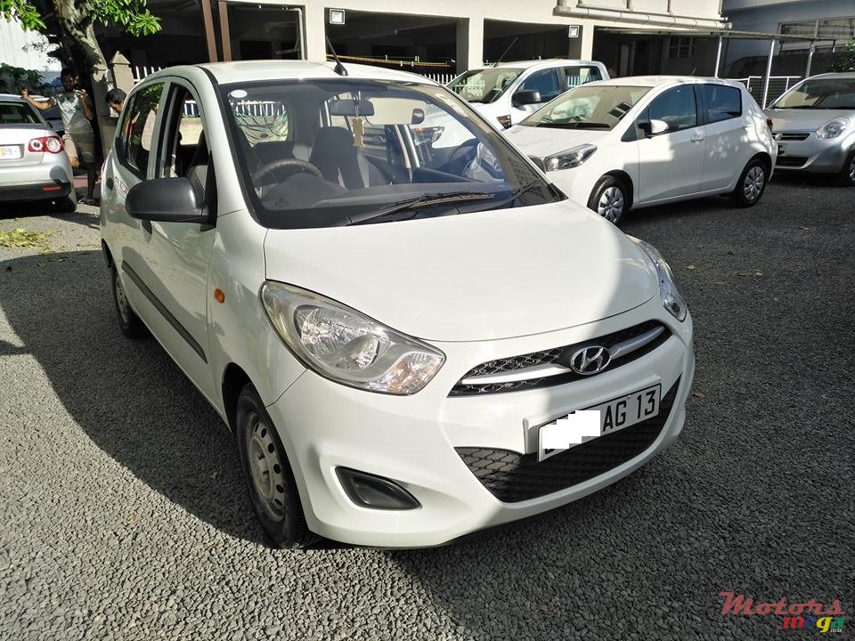 2013' Hyundai i10 photo #3