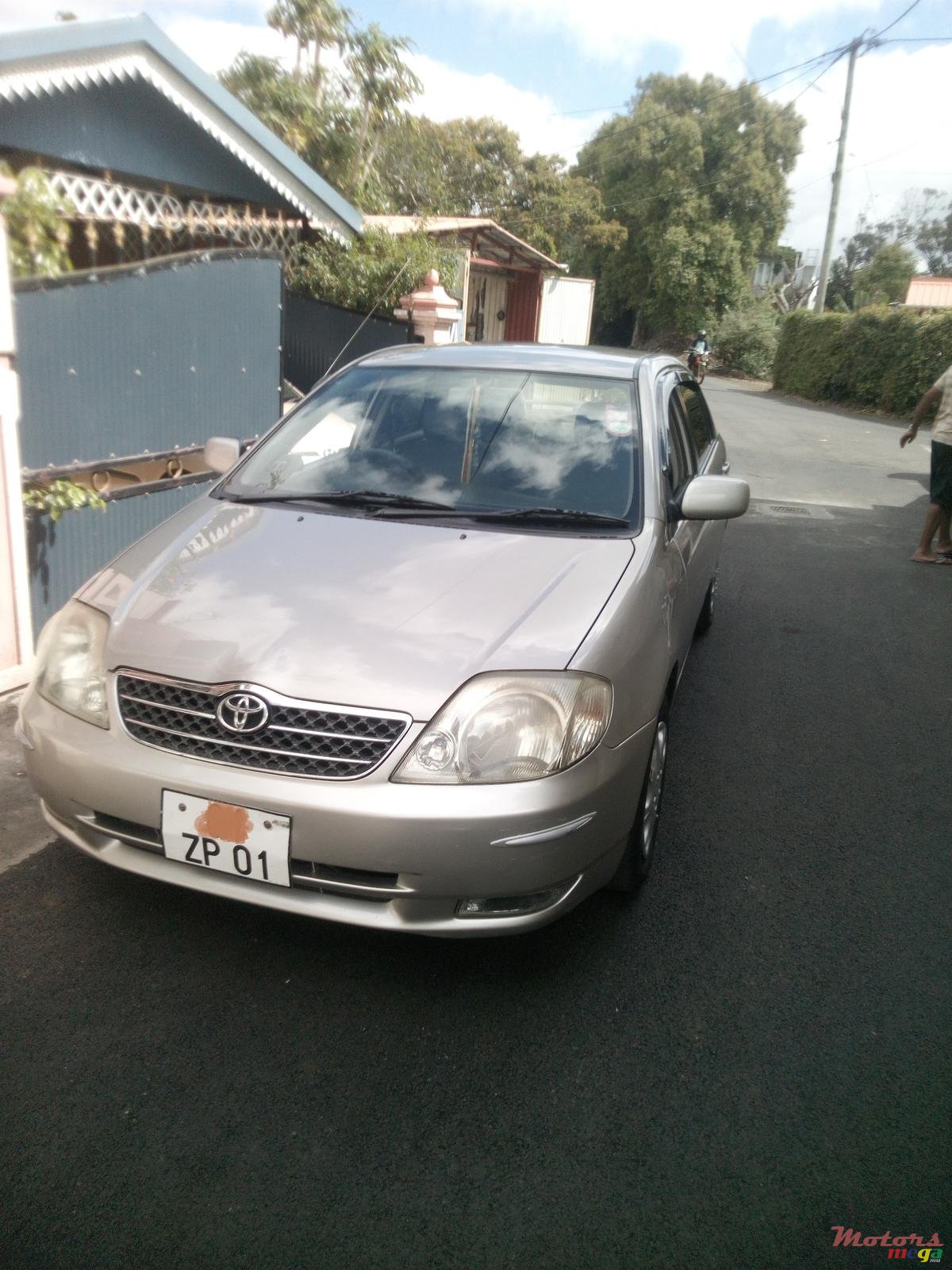 2001' Toyota Corolla photo #2