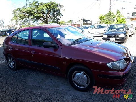 1997' Renault Megane photo #1