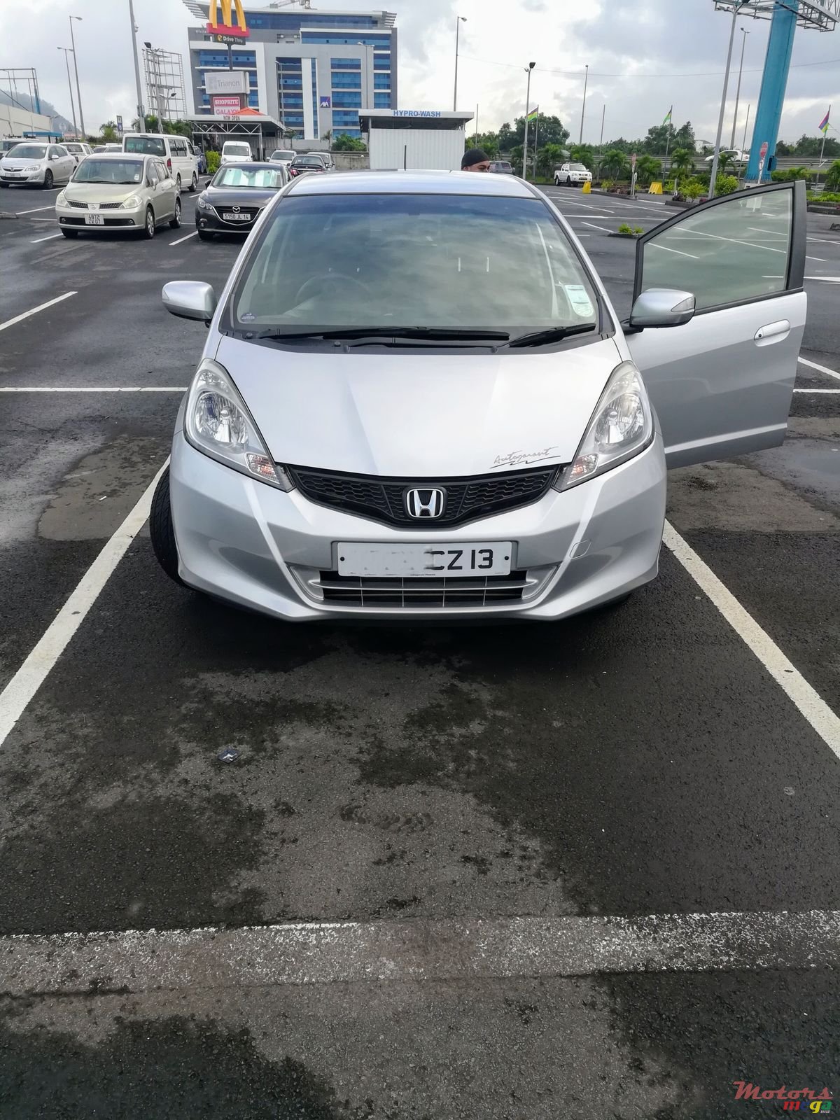 2013' Honda Fit photo #2