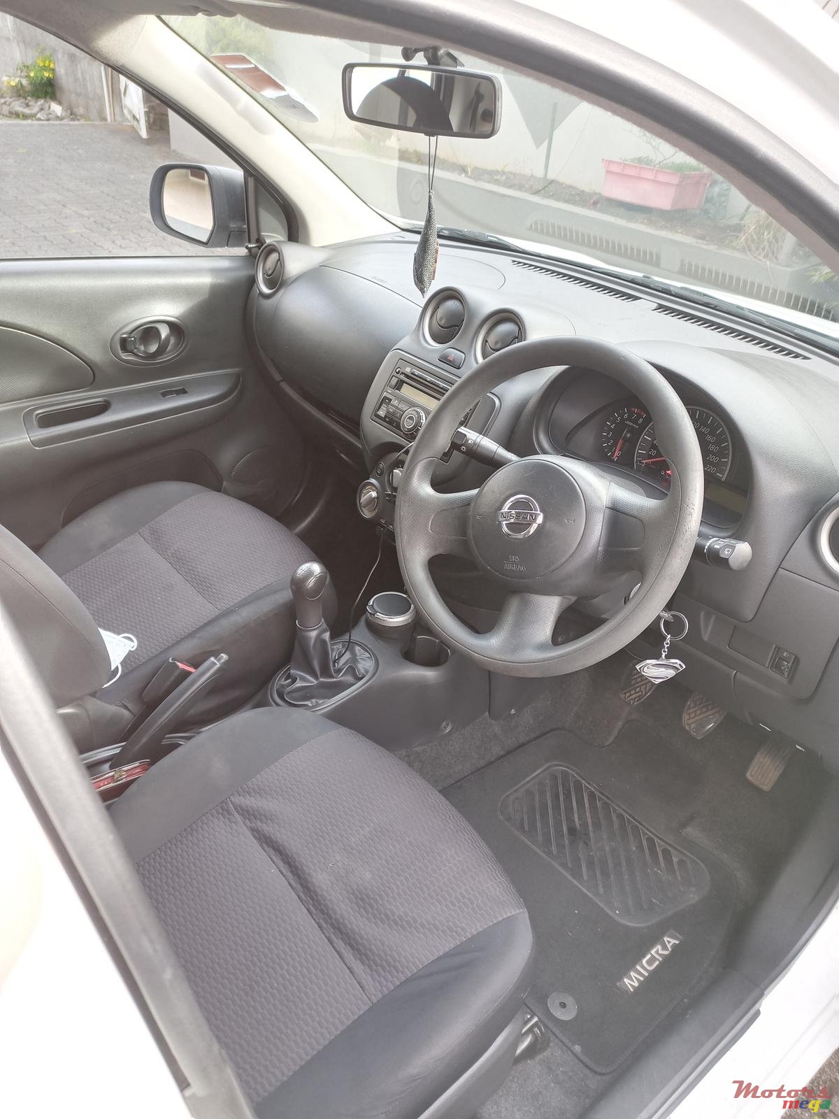 2016' Nissan Micra photo #4