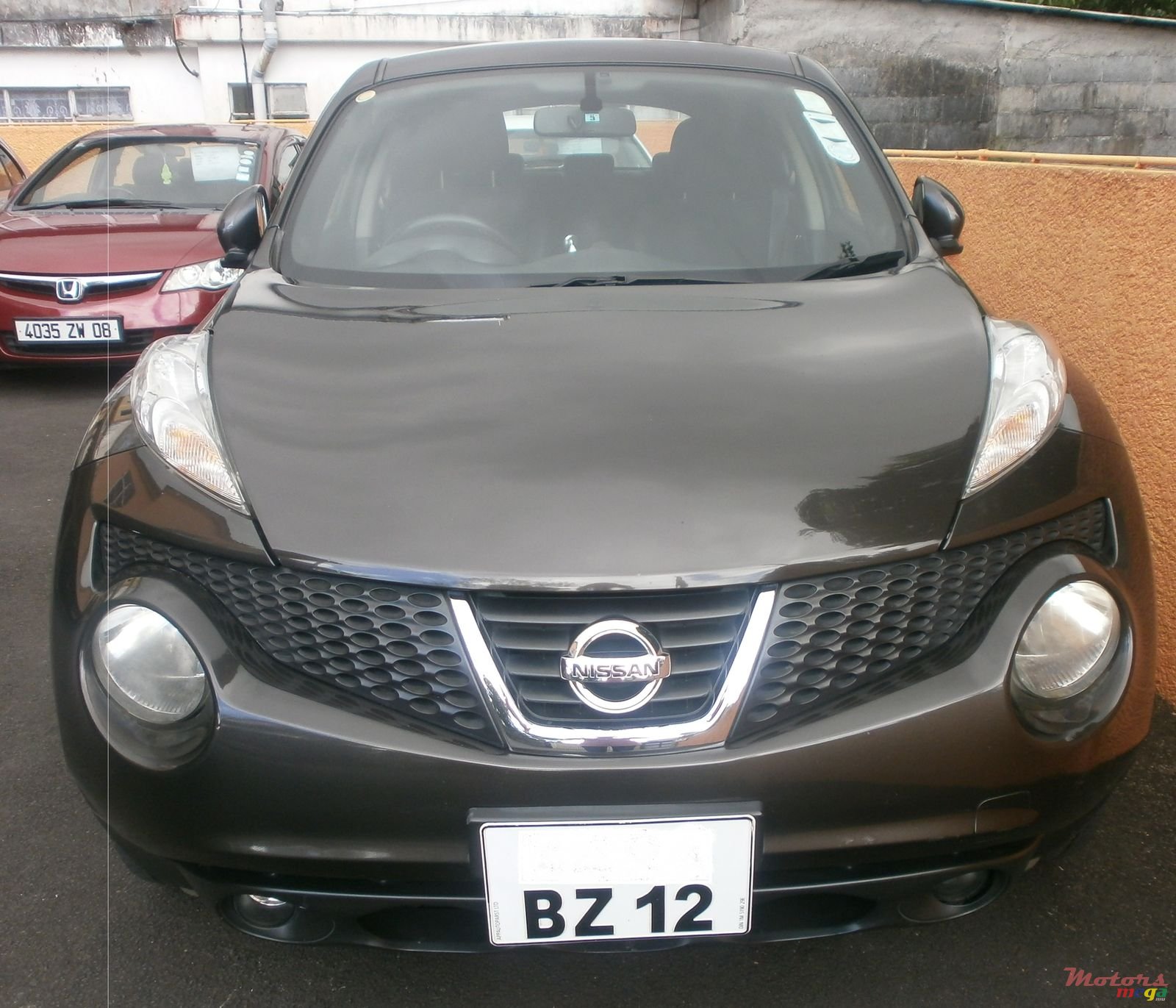 2013' Nissan Juke photo #1