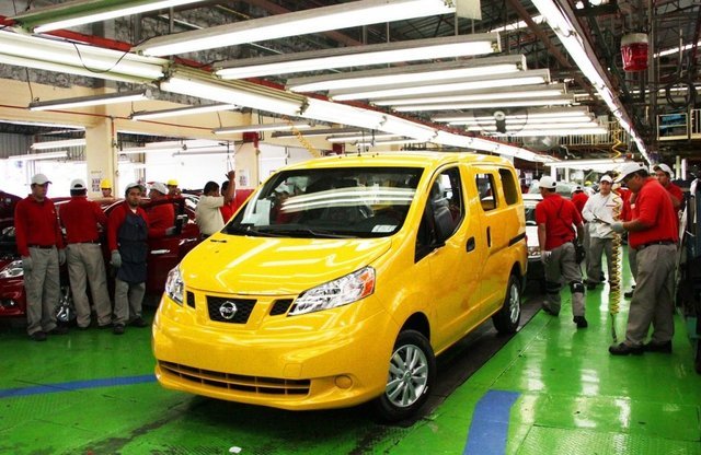 Mexico: Nissan NV200 (Evalia) ‘Taxi of Tomorrow’ Production Commences