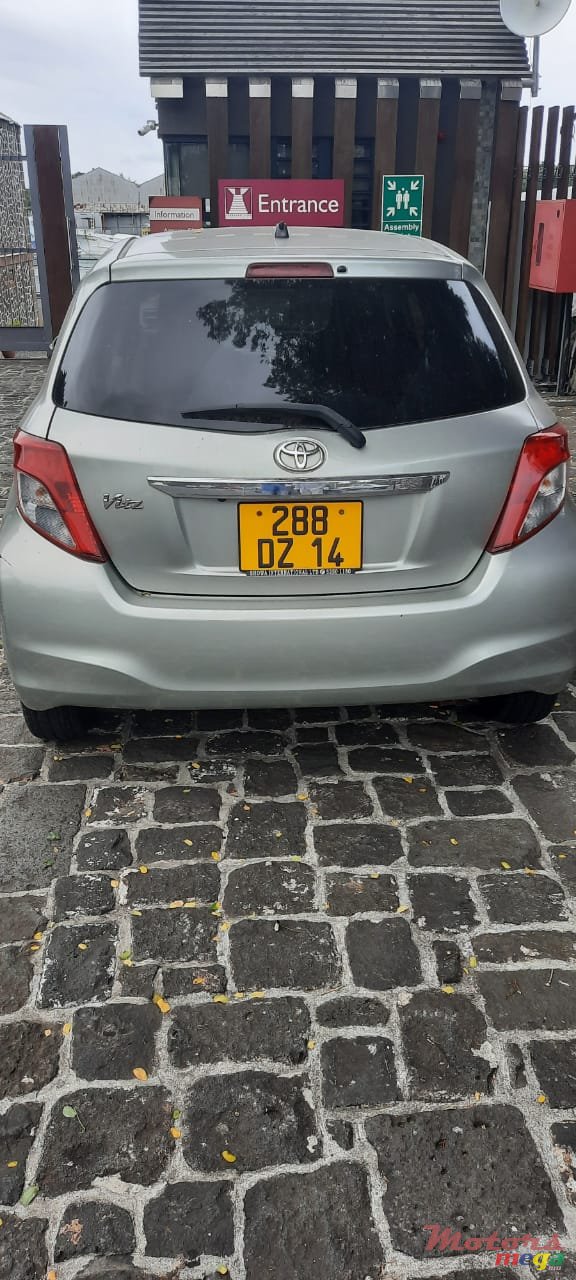 2015' Toyota Vitz photo #3