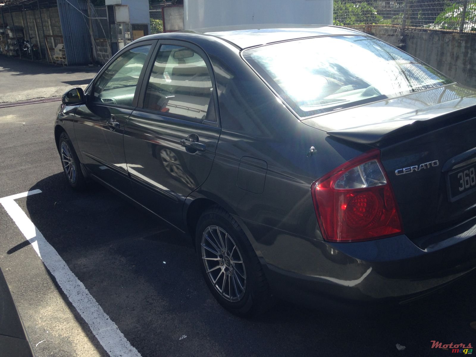 2004' Kia Cerato photo #3