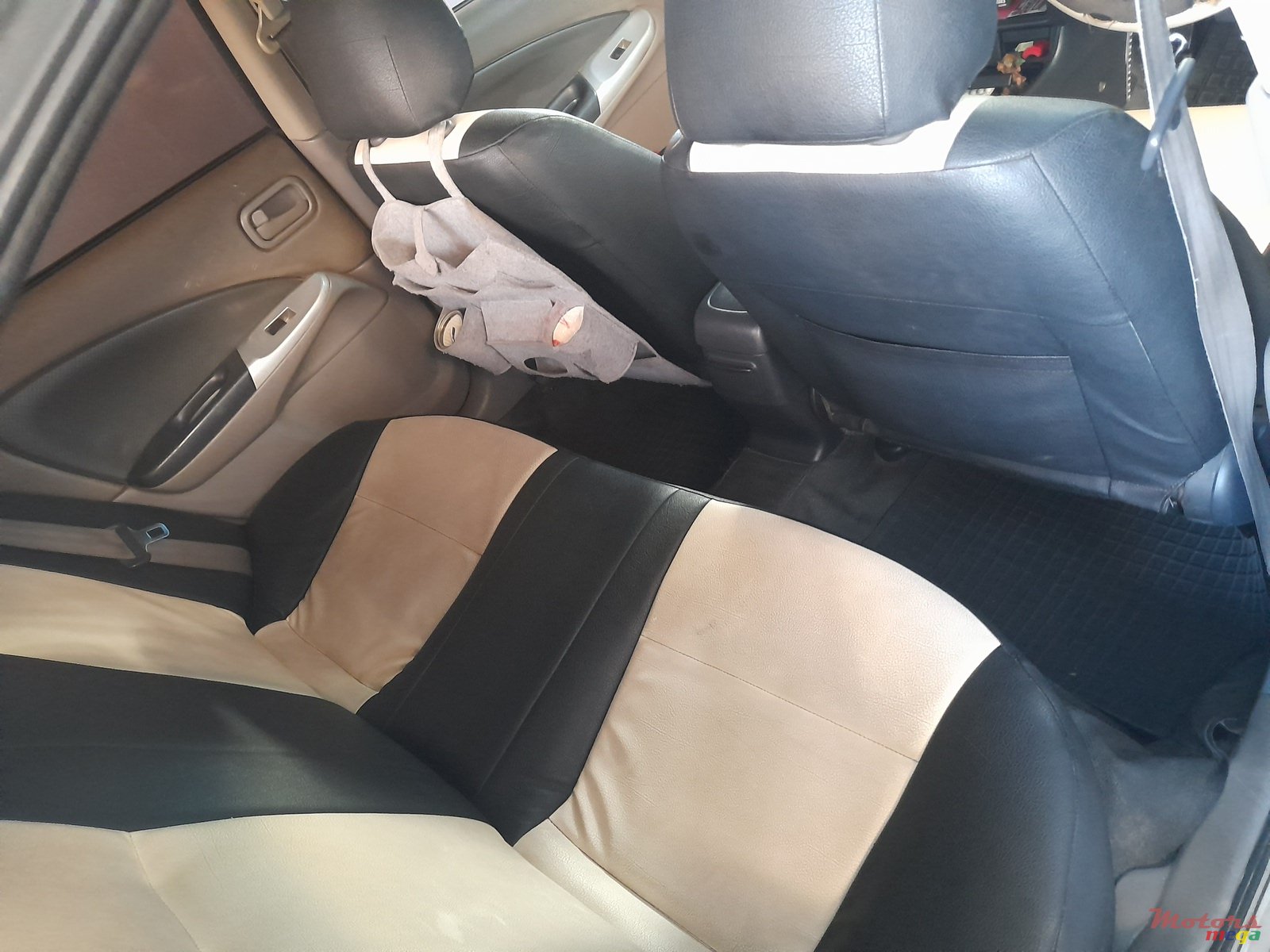 2003' Nissan Sunny N16 photo #2