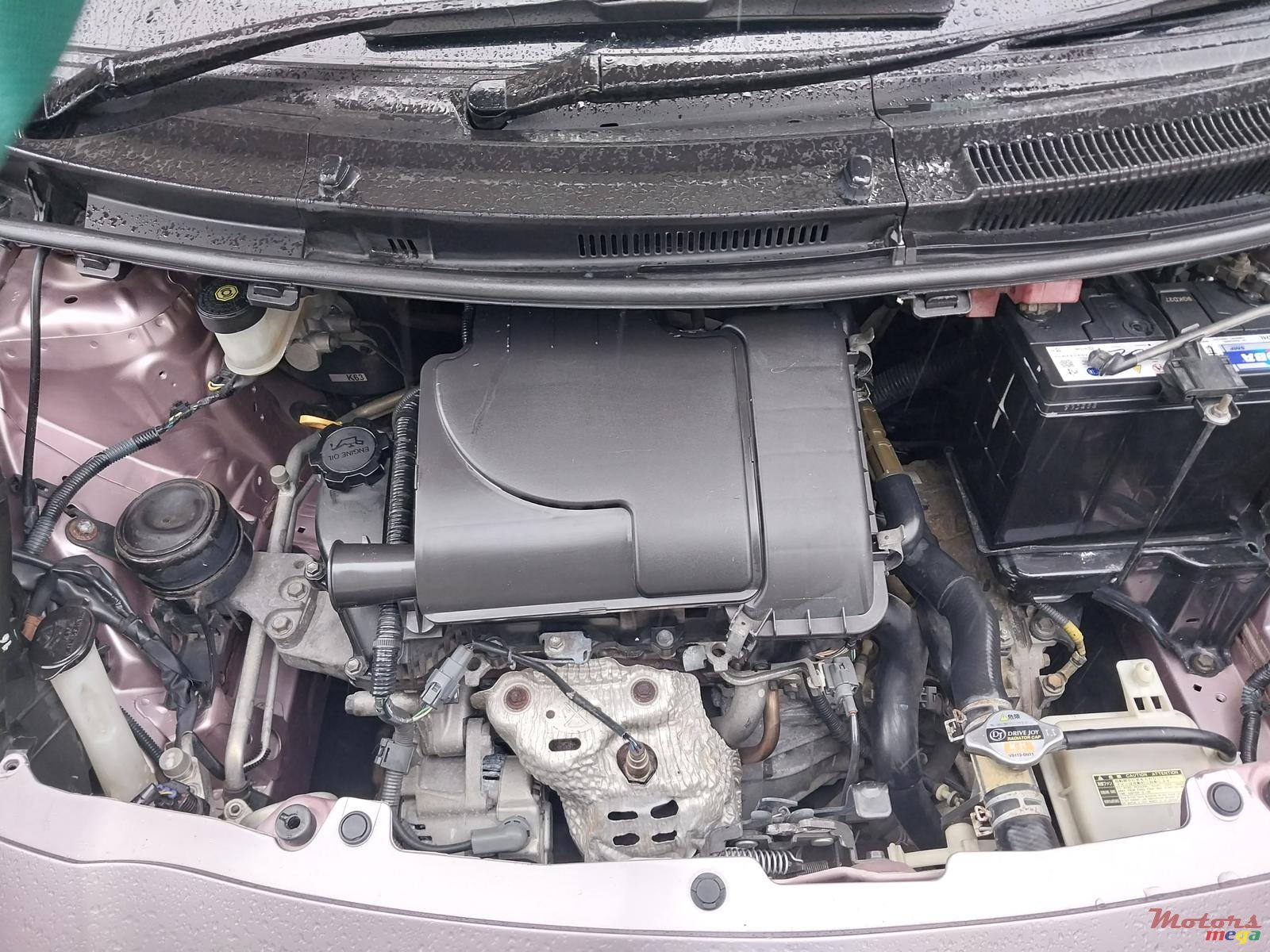 2006' Toyota Vitz photo #3