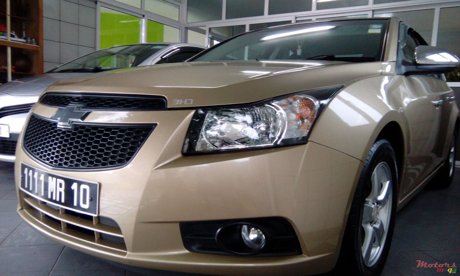 2010' Chevrolet Cruze photo #1
