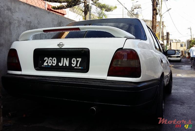 1997' Nissan Sentra photo #1