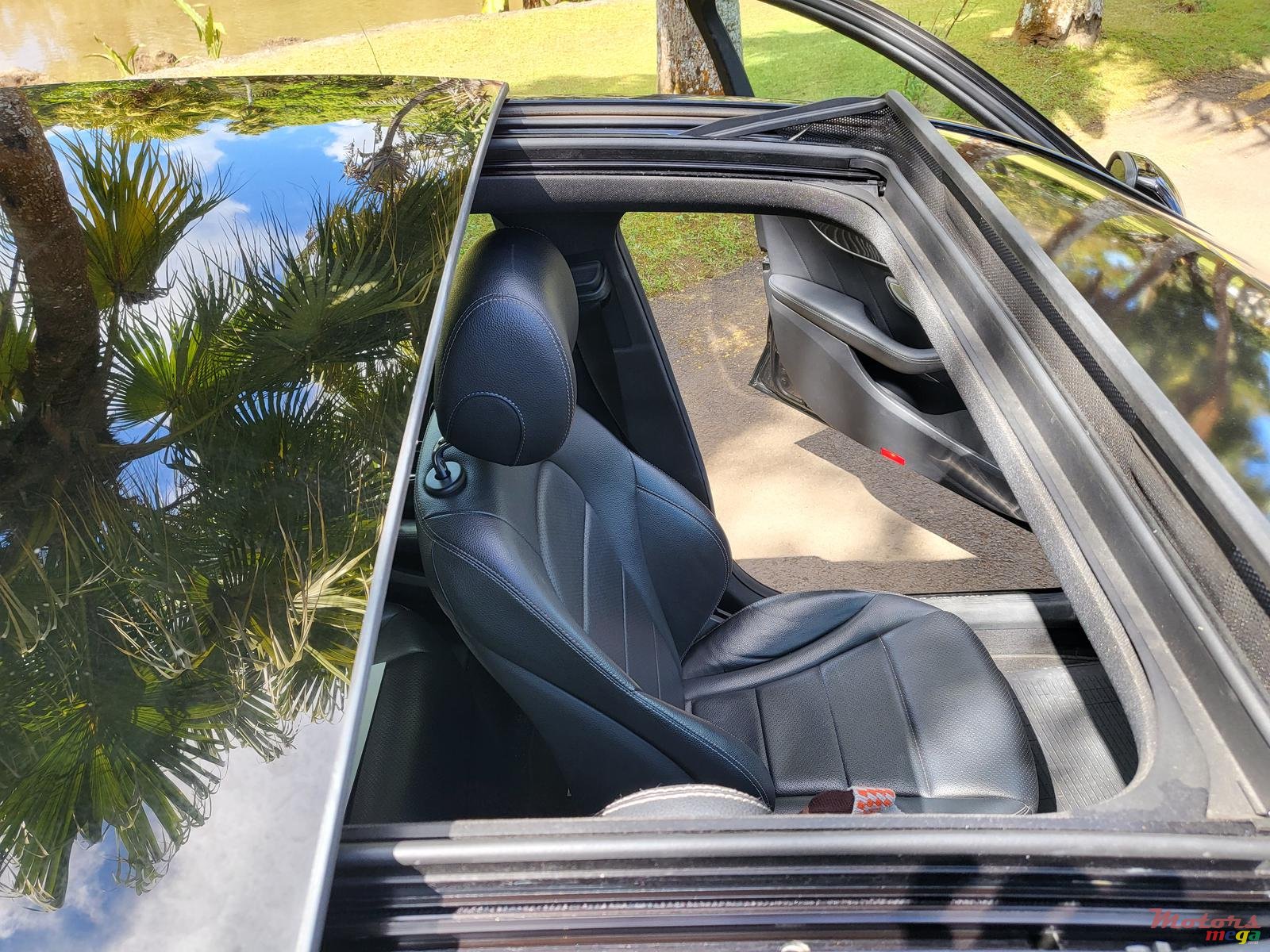 2017' Mercedes-Benz C-Class photo #6