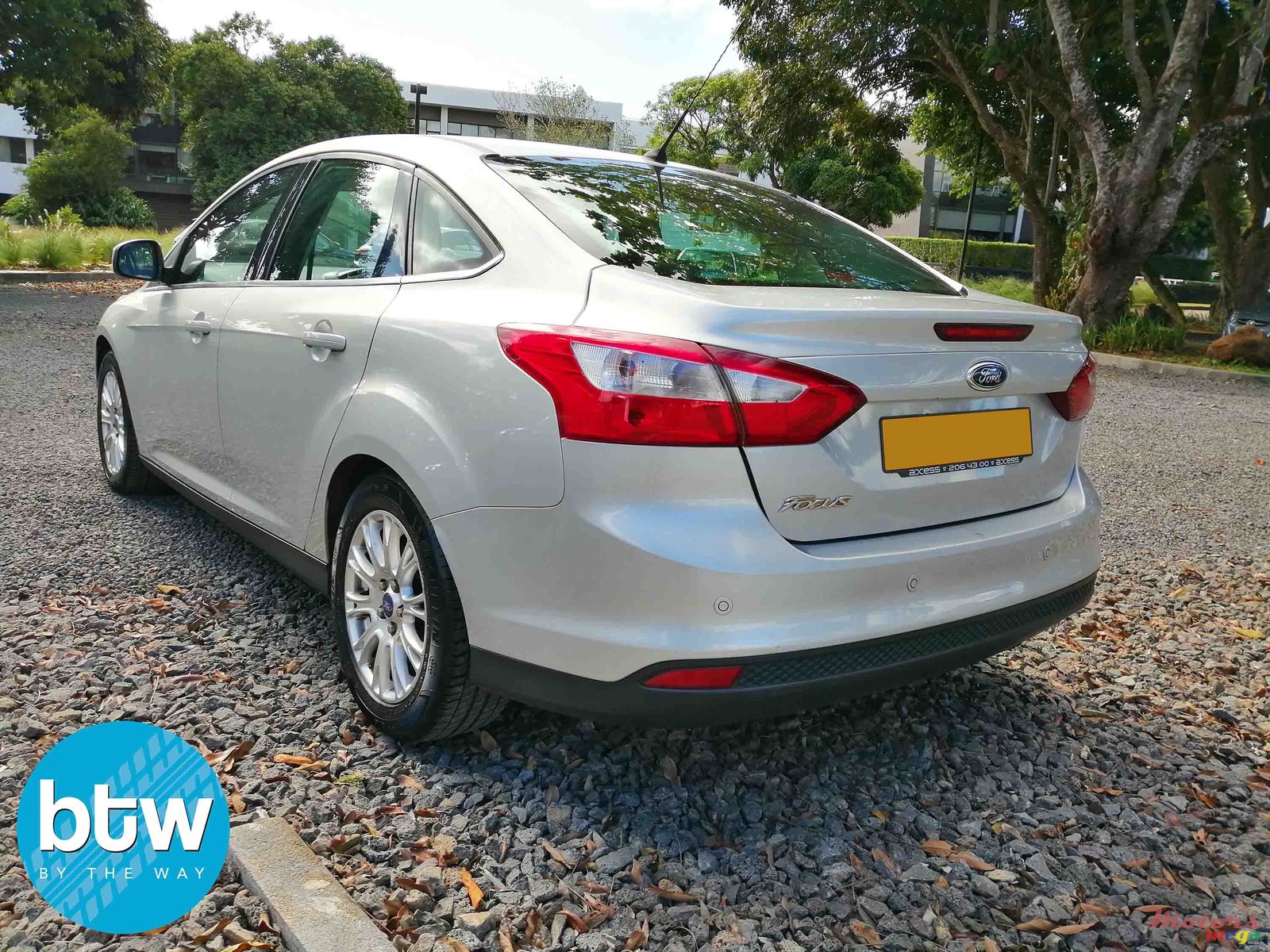 2014' Ford Focus photo #2