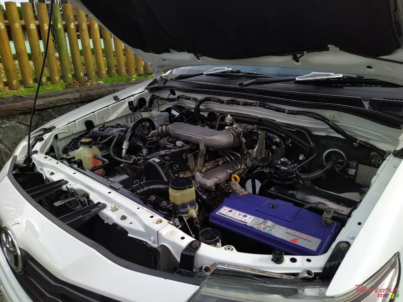 2013' Toyota Hilux 4x4 photo #6