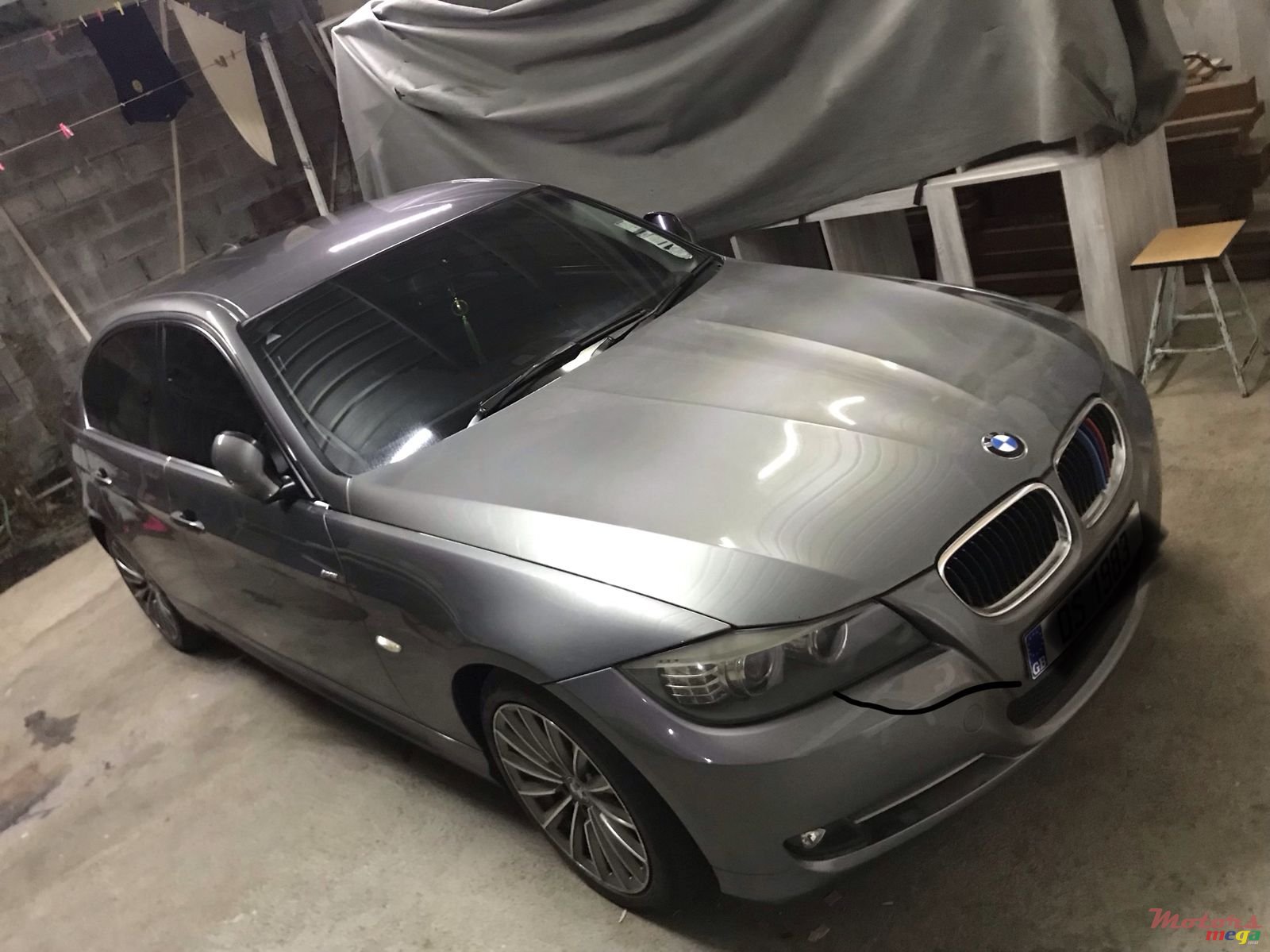 2010' BMW 320 photo #3