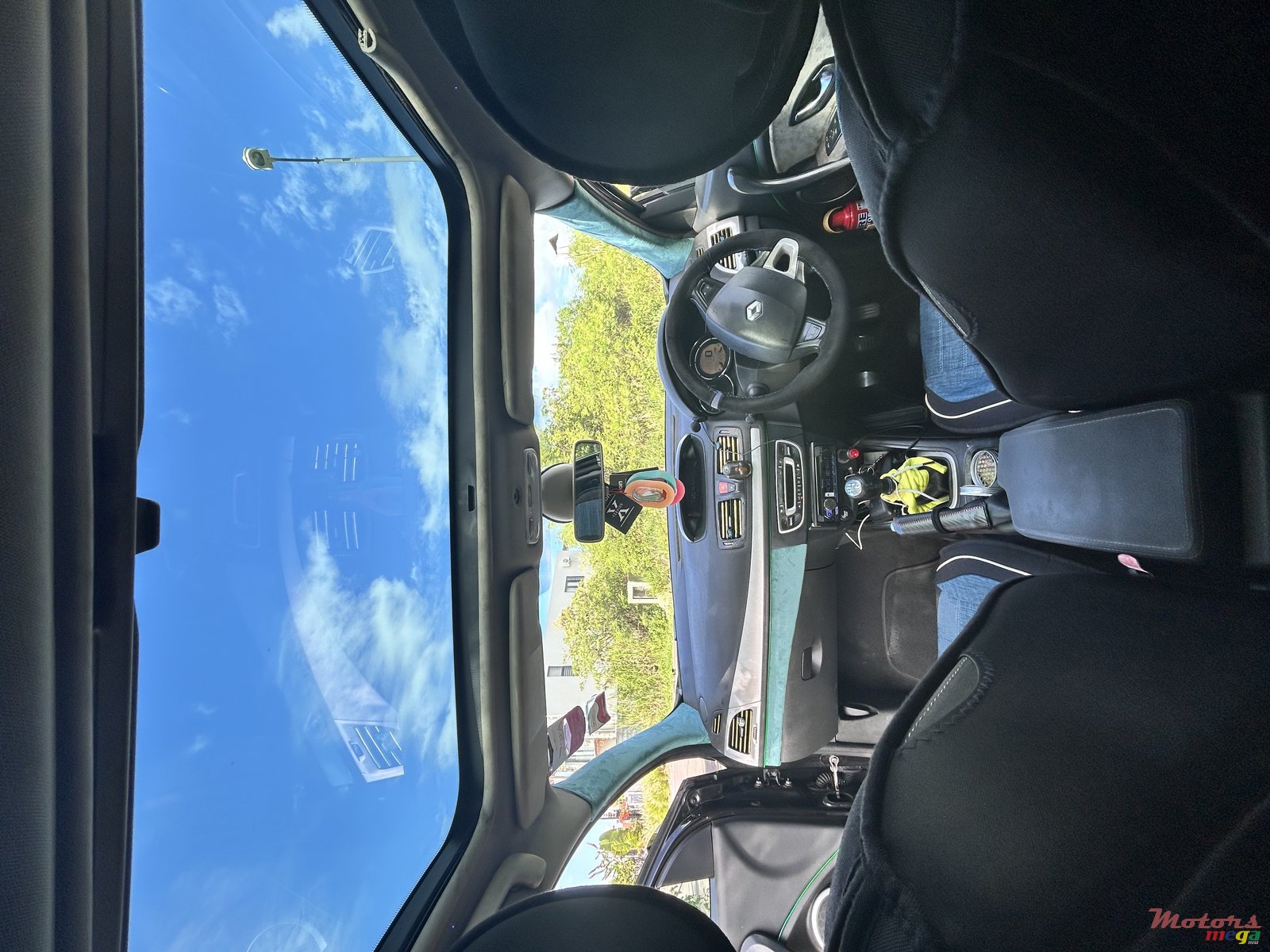 2010' Renault Megane Stage 2 photo #7