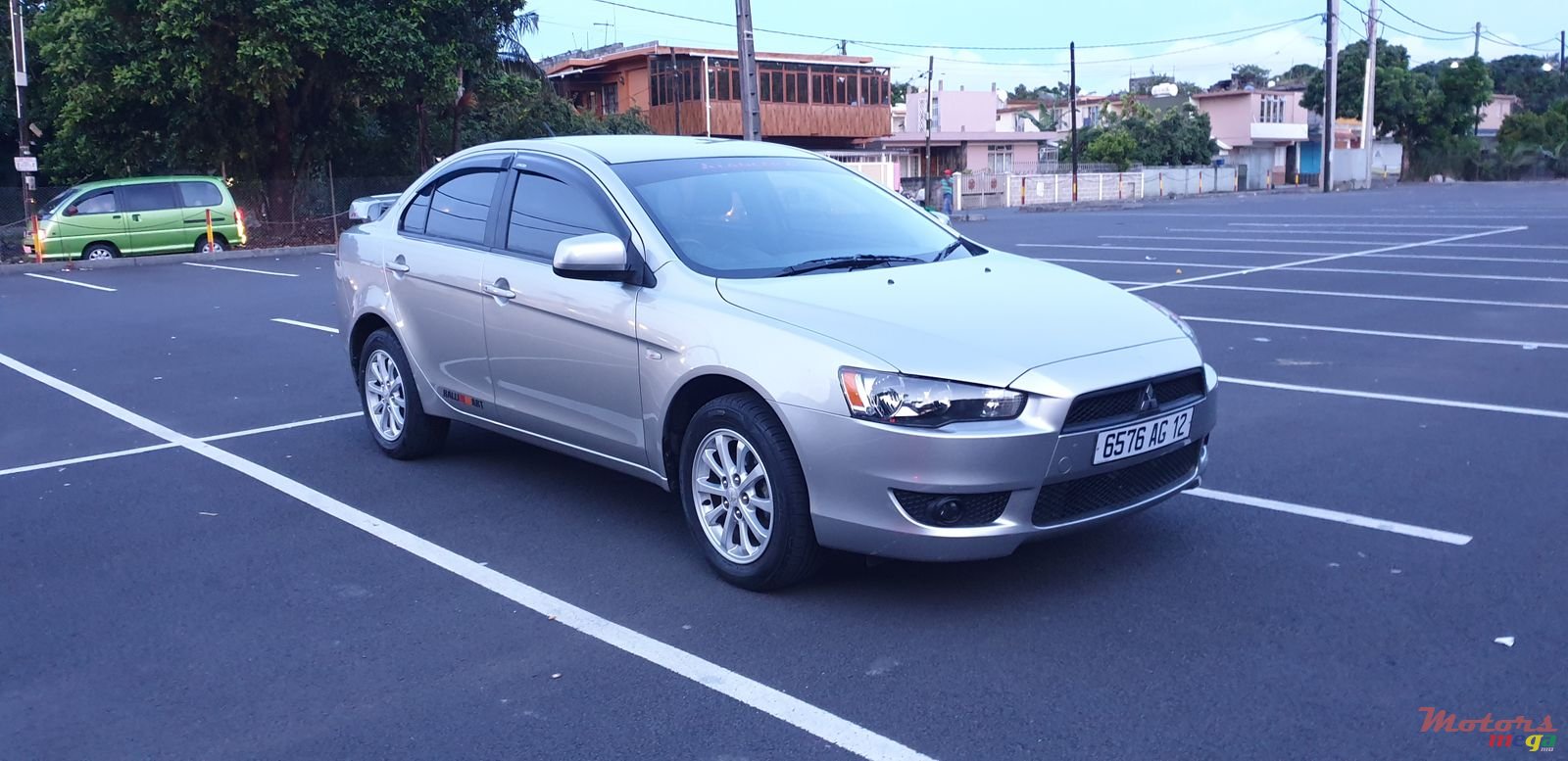2012' Mitsubishi Lancer Ex photo #1