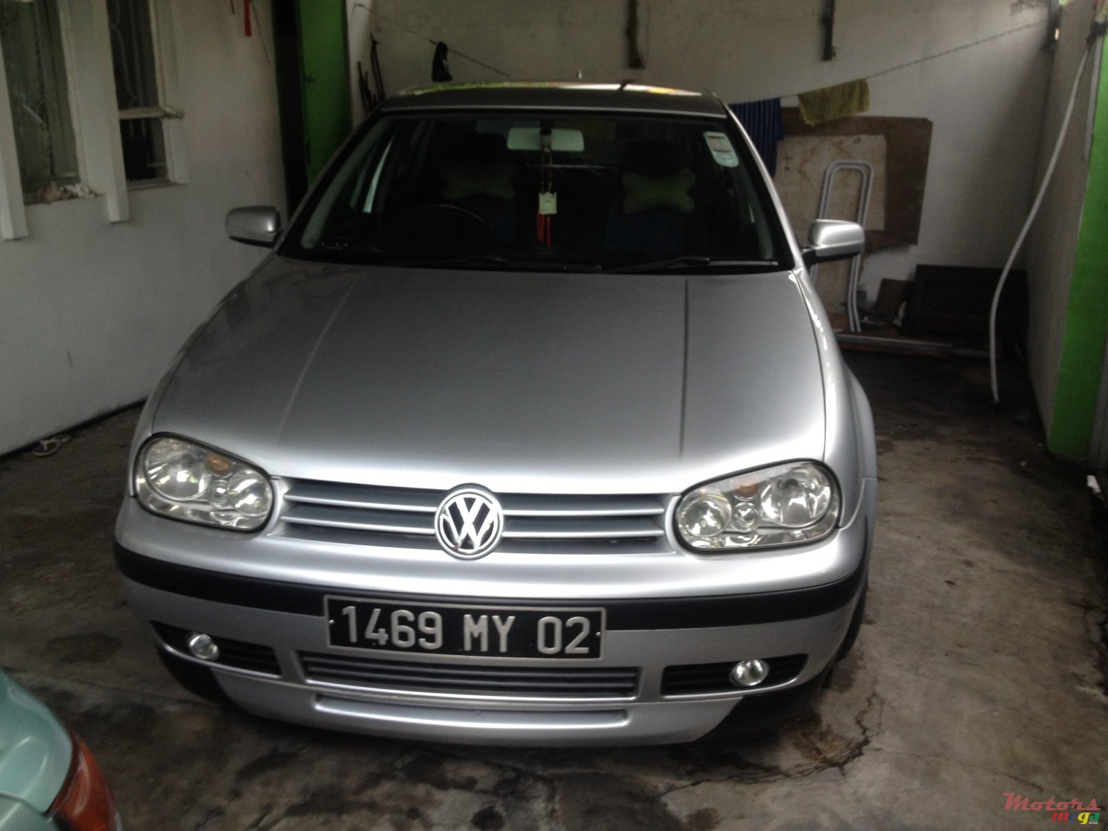 2002' Volkswagen Golf IV photo #1