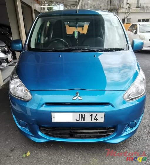 2014' Mitsubishi Mirage photo #1