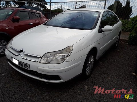 2006' Citroen C5 photo #2