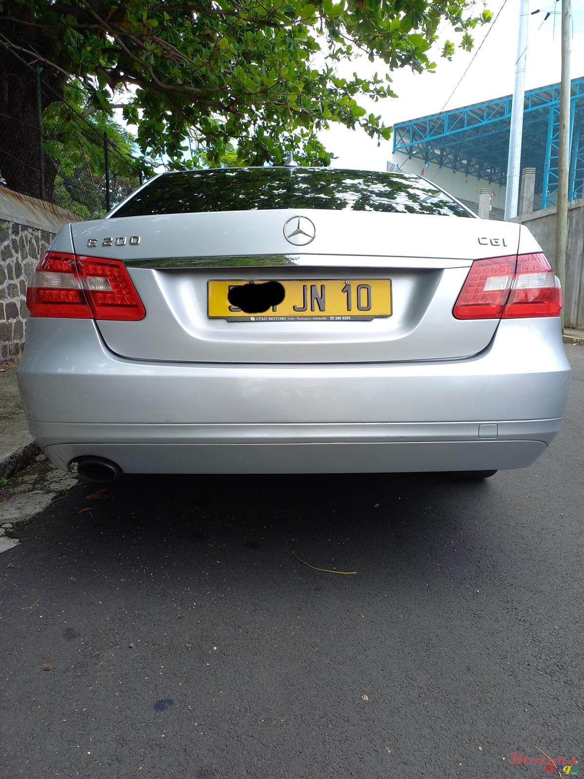 2010' Mercedes-Benz 200E photo #6