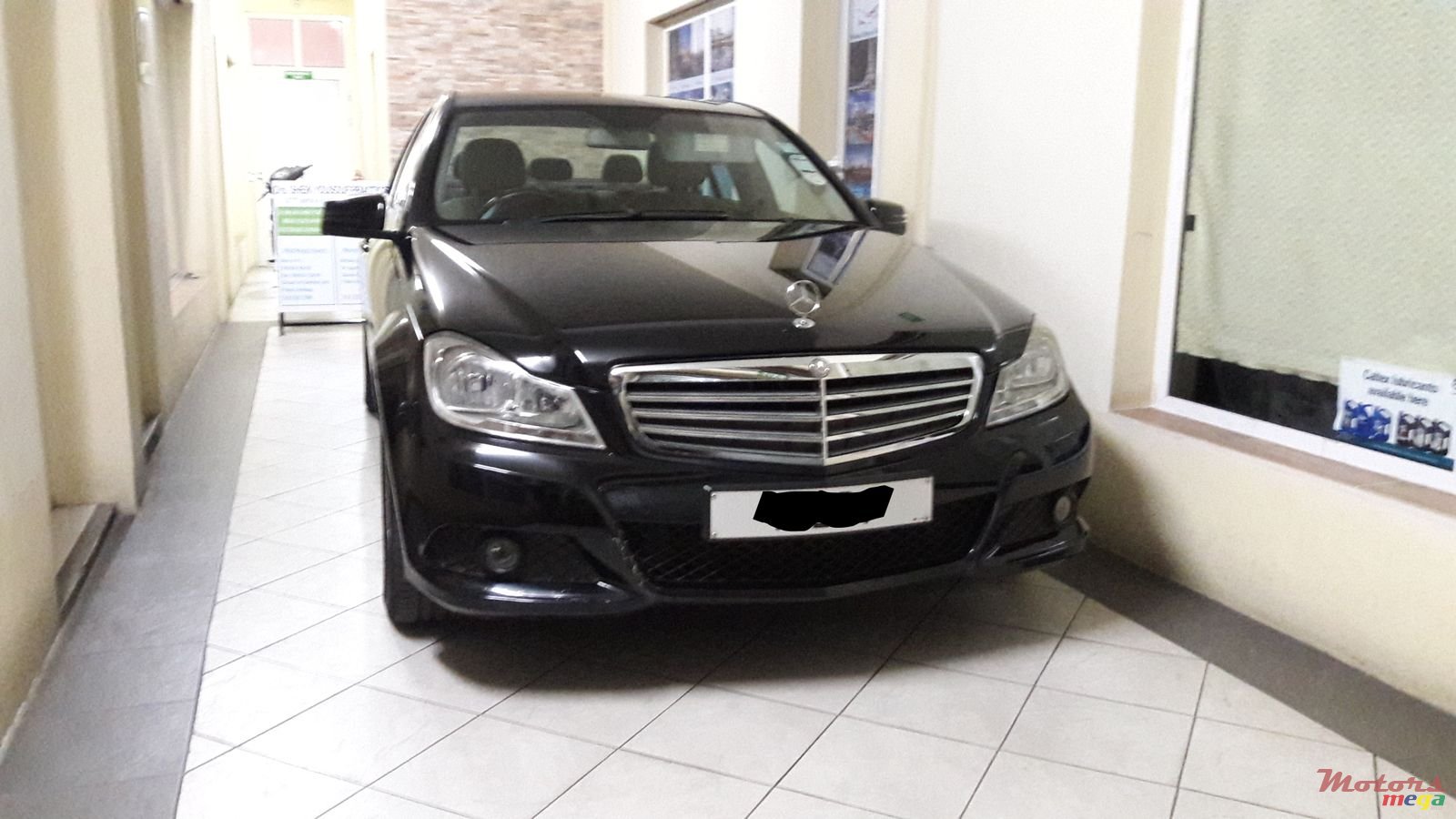 2011' Mercedes-Benz CL 180 photo #3