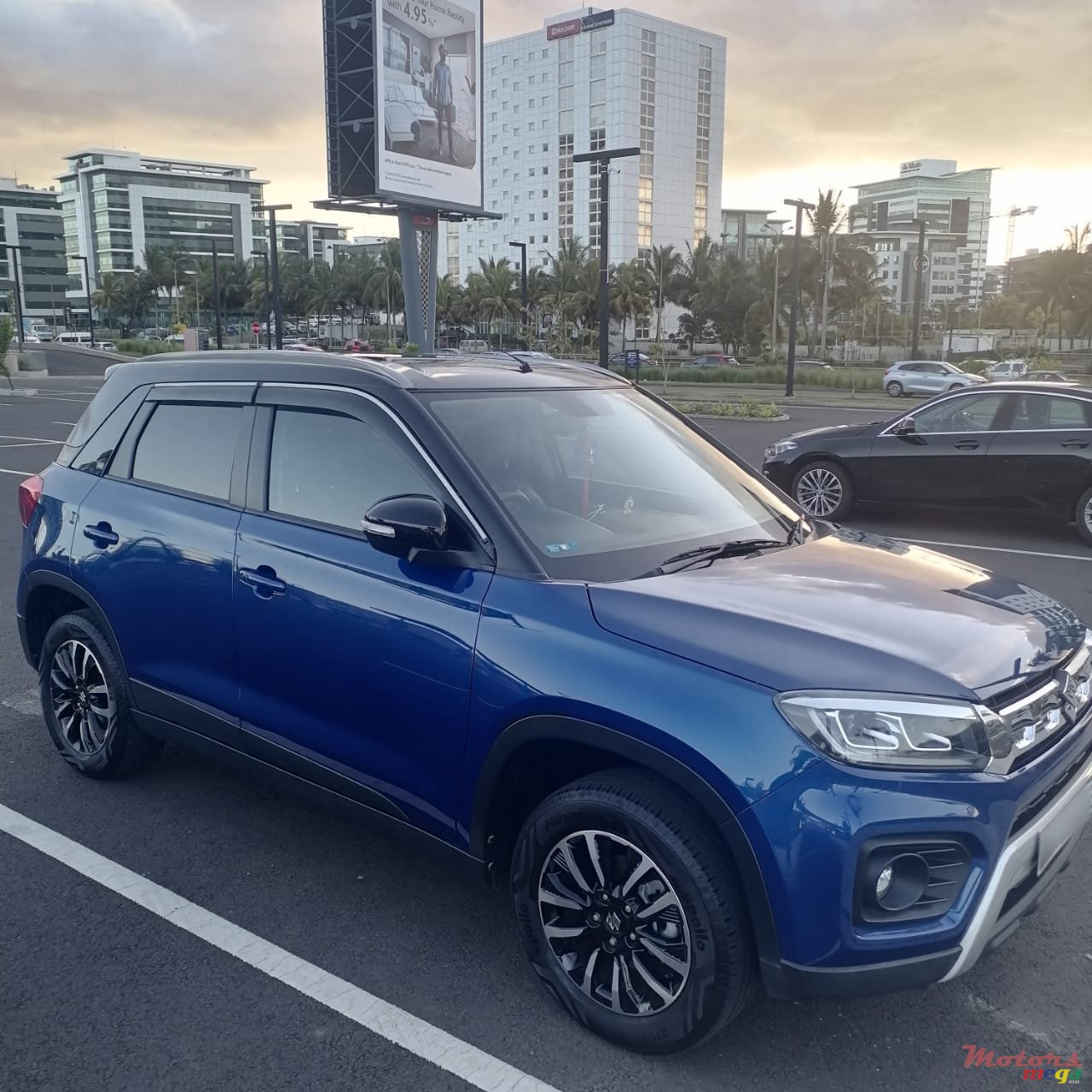 2022' Suzuki Vitara Brezza photo #1