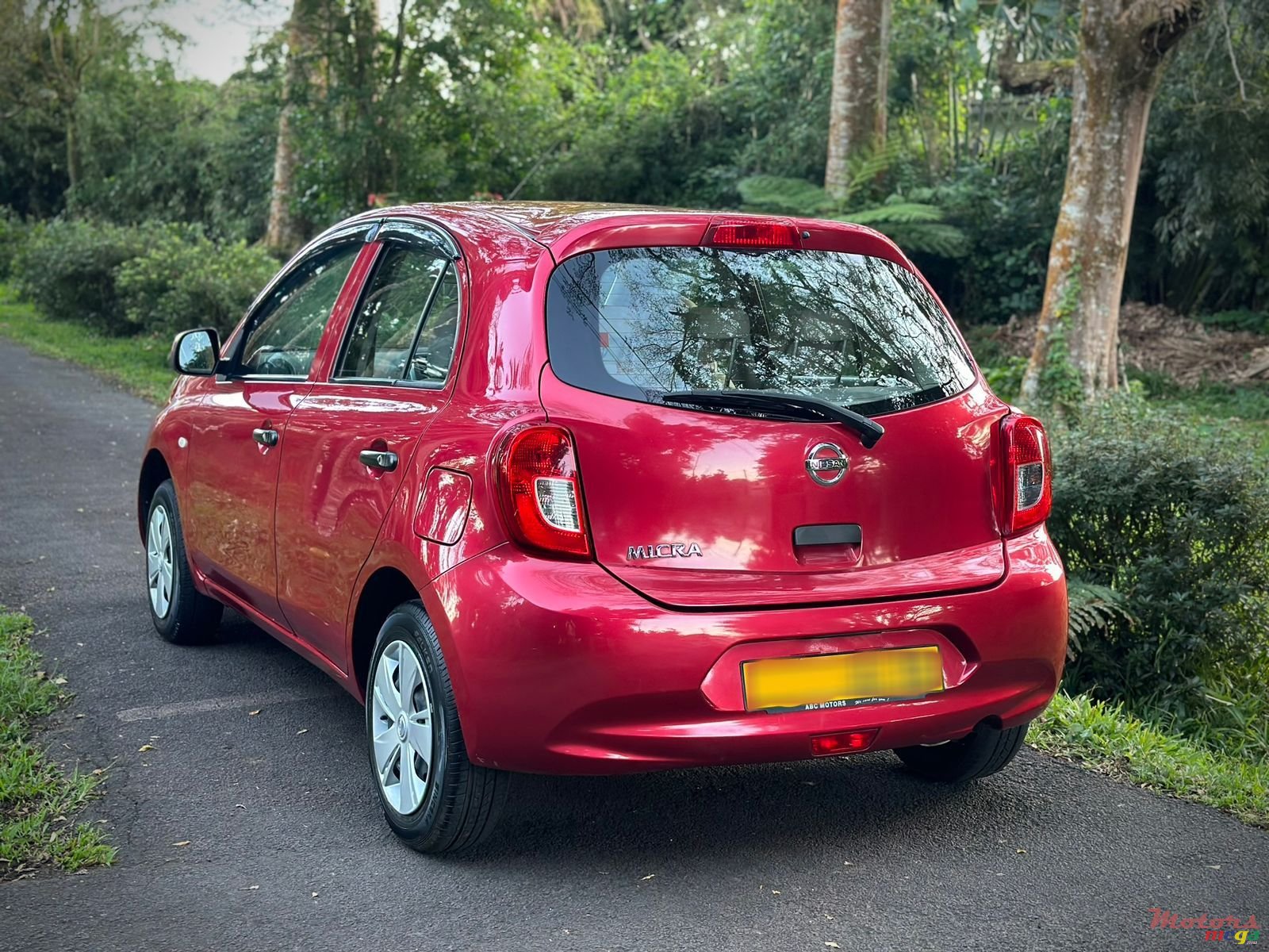2016' Nissan Micra photo #2
