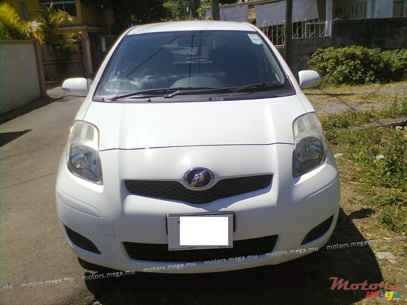 2000' Toyota photo #1