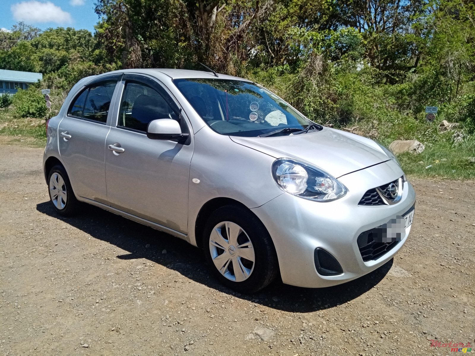 2014' Nissan March photo #4