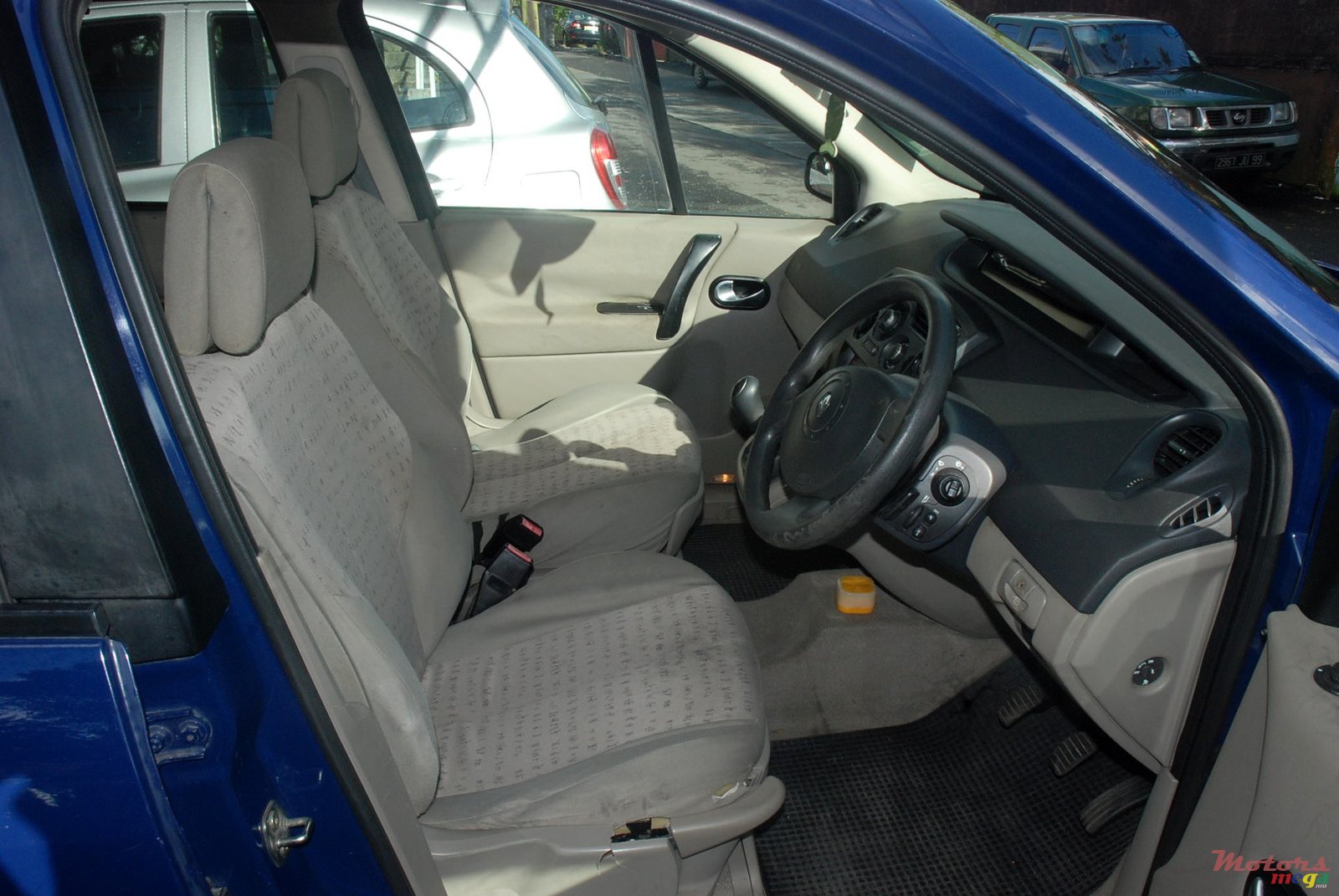 2006' Renault Scenic photo #4