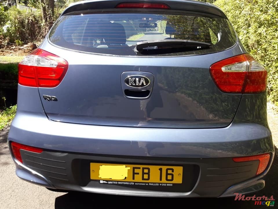 2016' Kia Rio photo #1