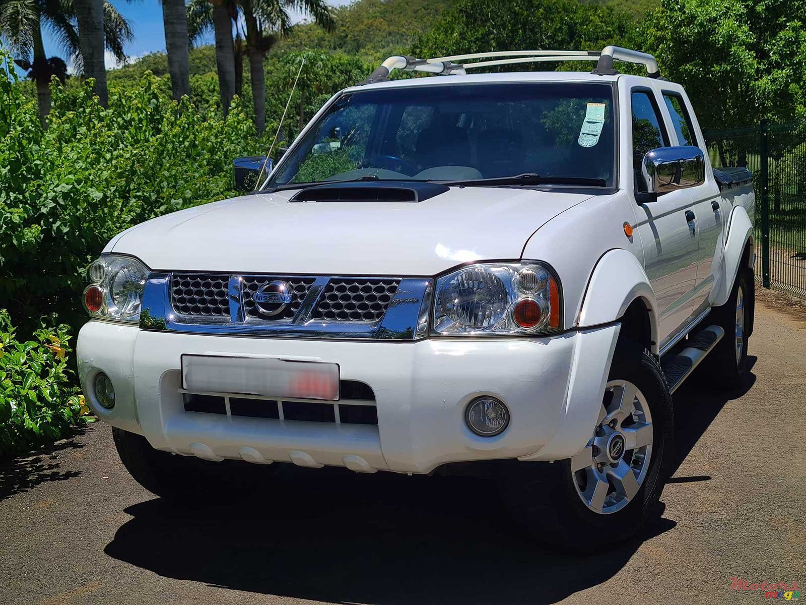 2017' Nissan NP300 photo #1