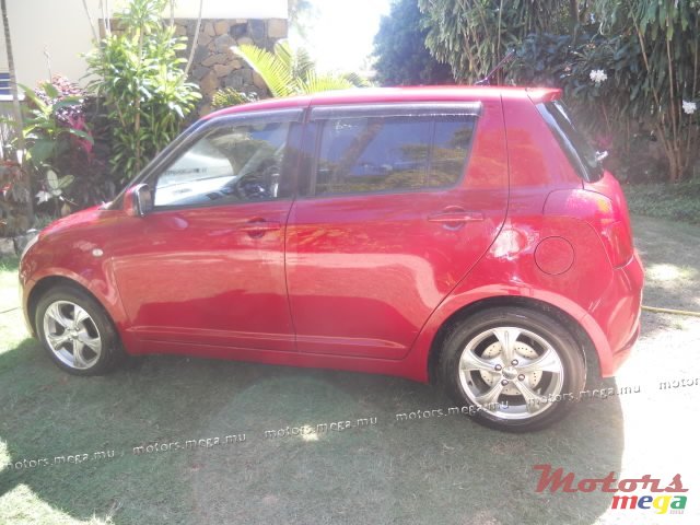 2006' Suzuki photo #3