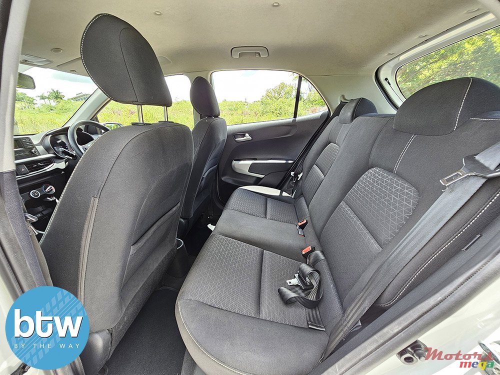 2018' Kia Picanto photo #6