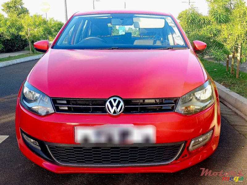 2013' Volkswagen Polo photo #3